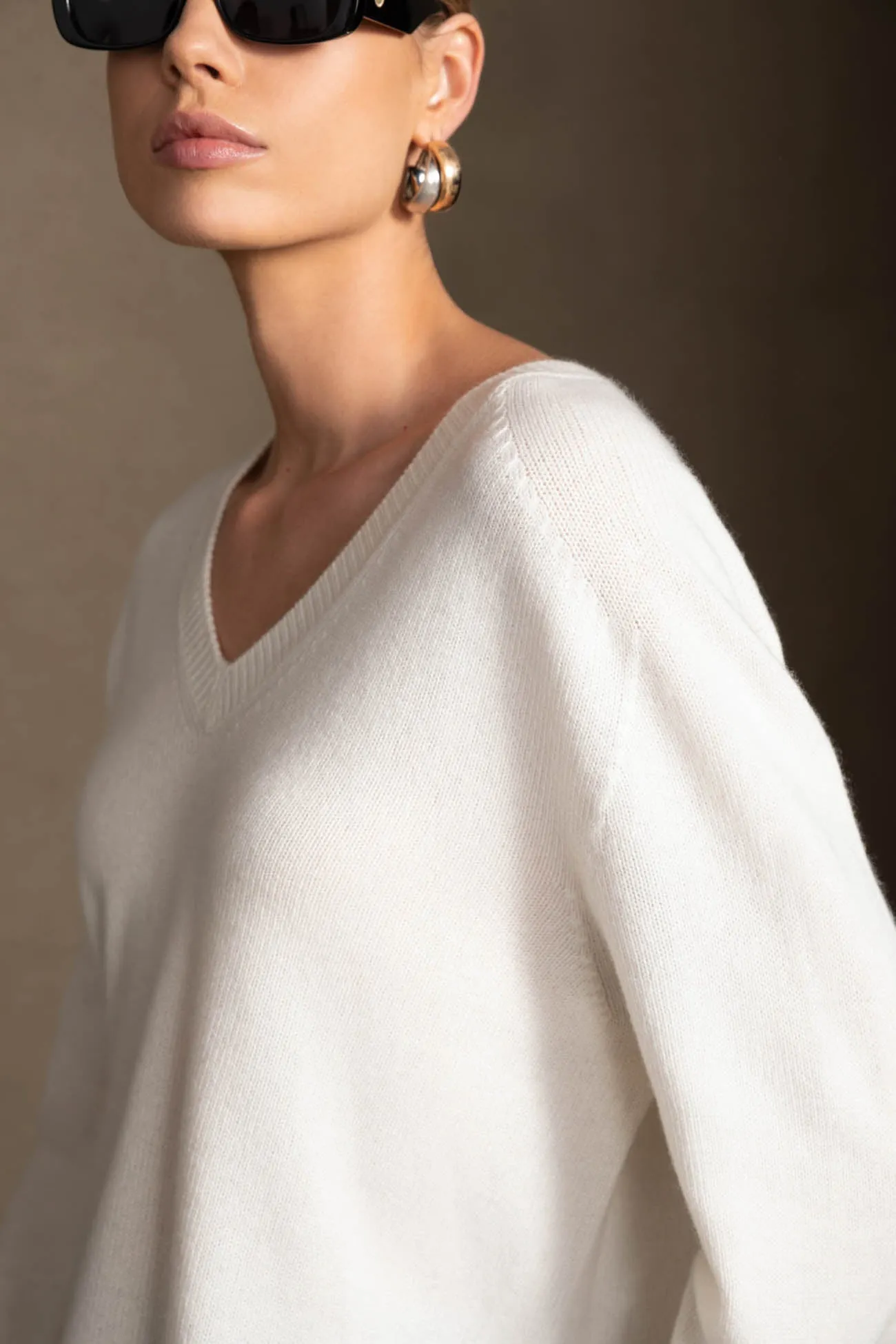 CELINA V-NECK CASHMERE SWEATER