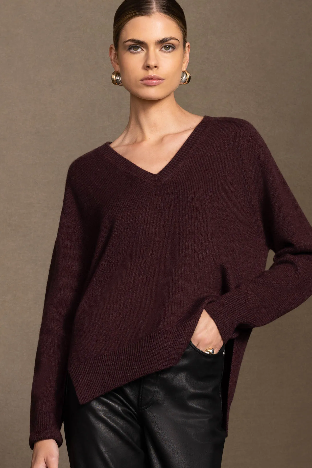 CELINA V-NECK CASHMERE SWEATER