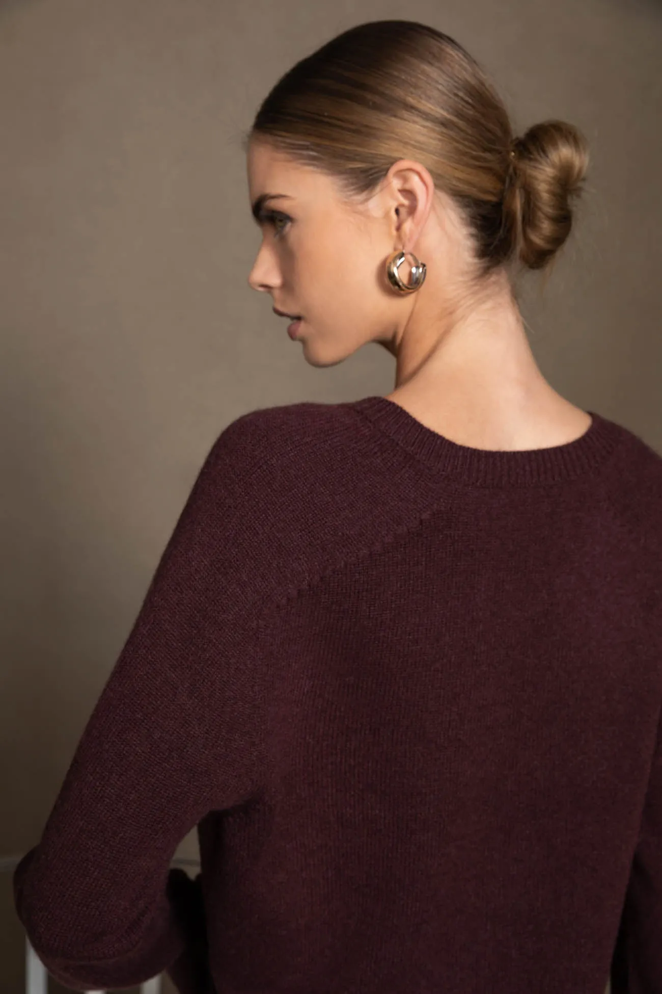 CELINA V-NECK CASHMERE SWEATER