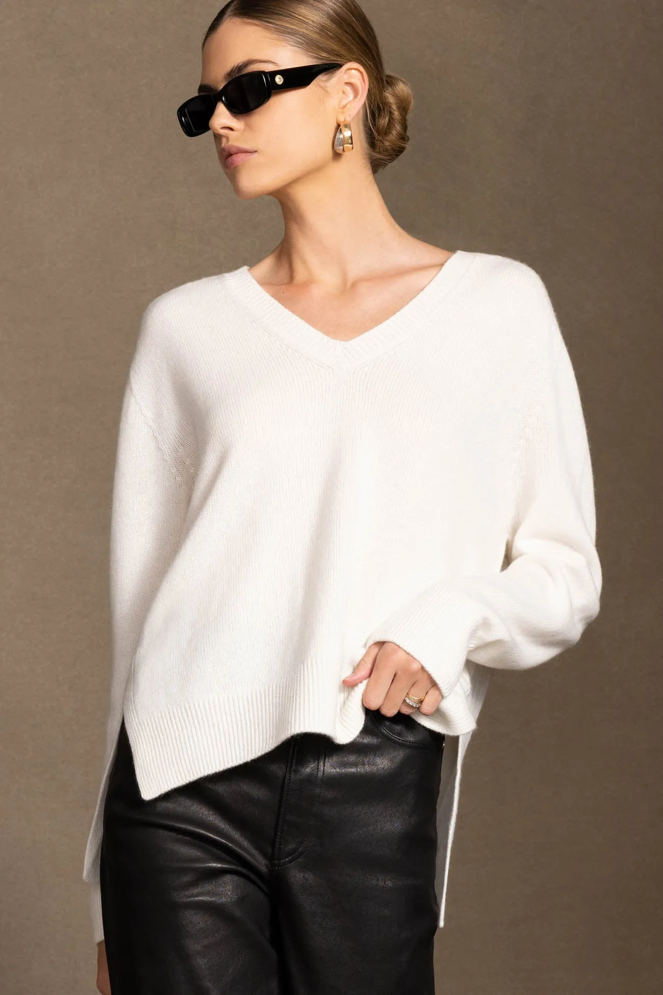 CELINA V-NECK CASHMERE SWEATER