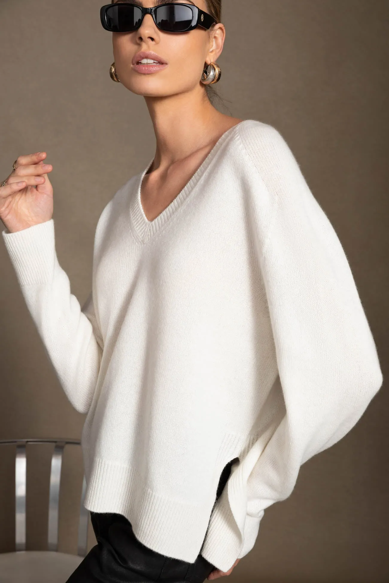 CELINA V-NECK CASHMERE SWEATER