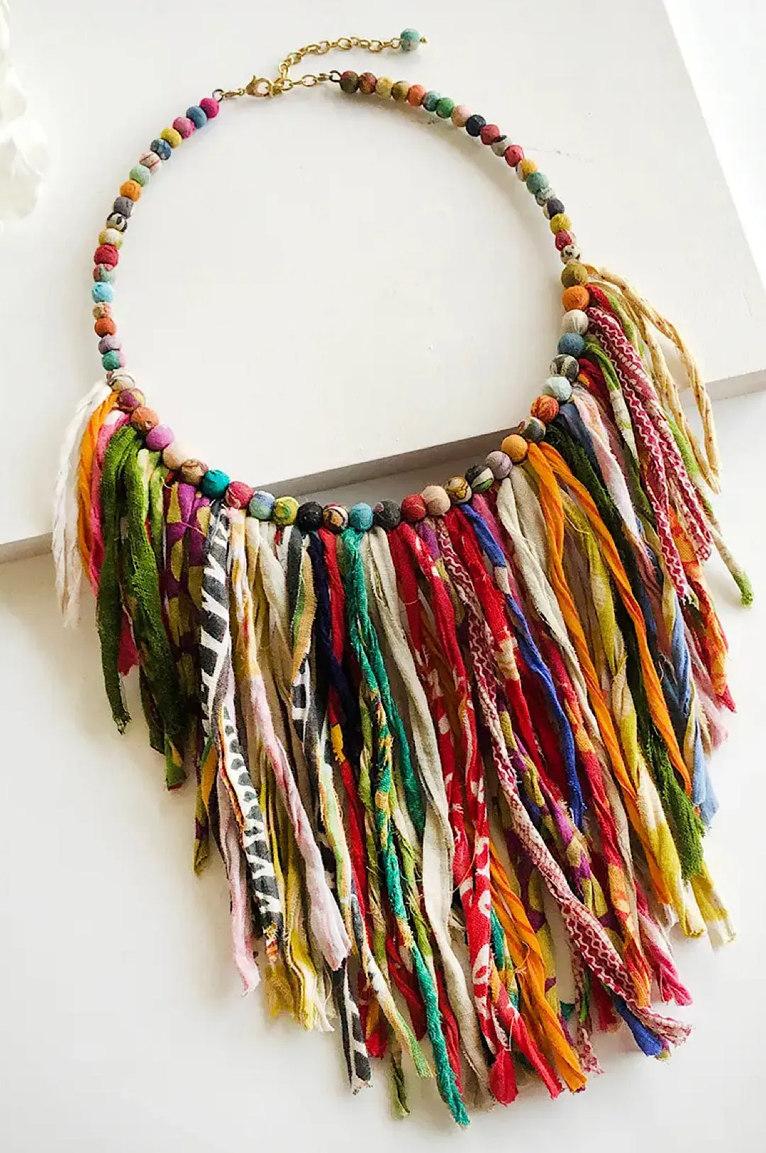 Fringe Curled Ribbon Necklace