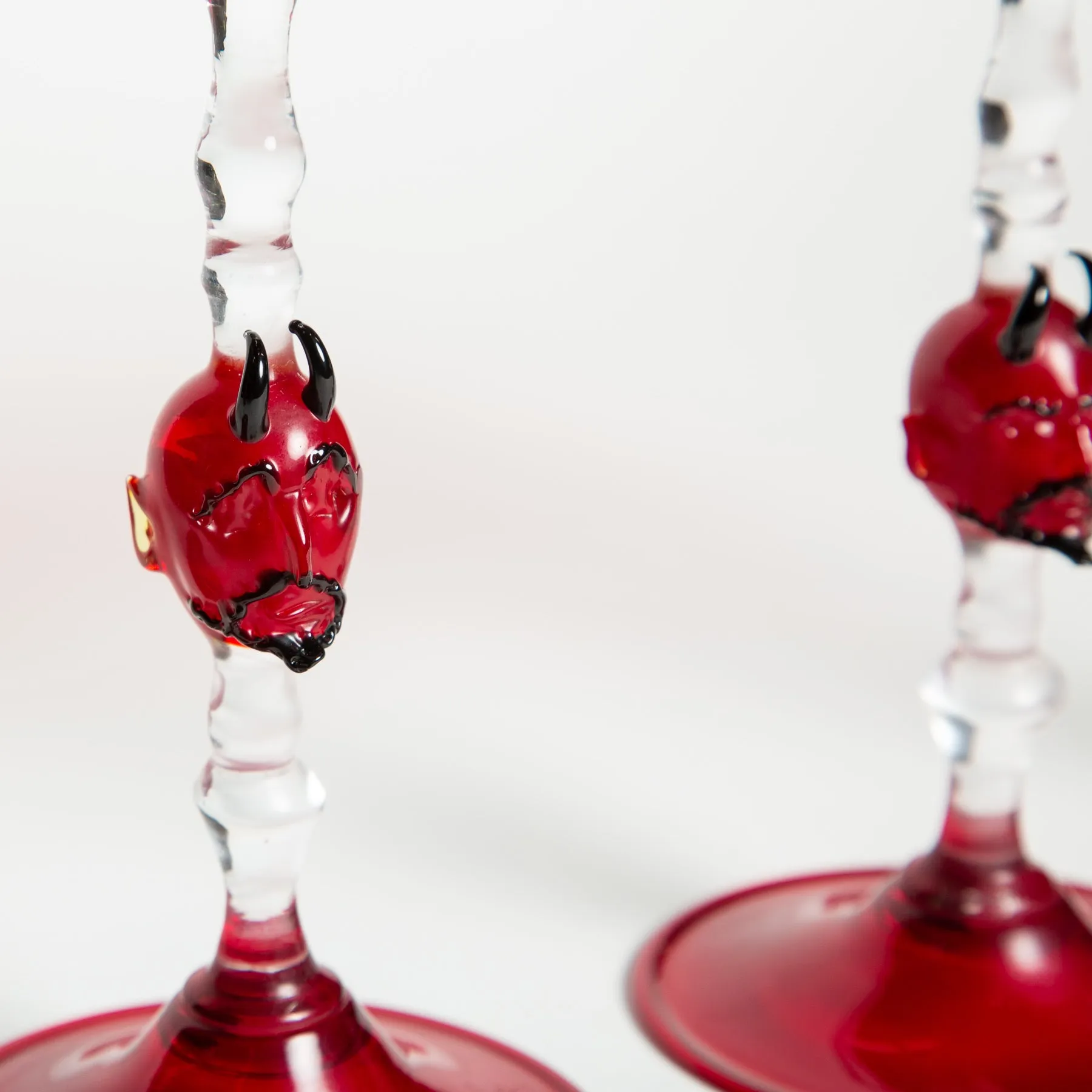 MAXFIELD PRIVATE COLLECTION | SET 4 DEVIL WINE GLASSES