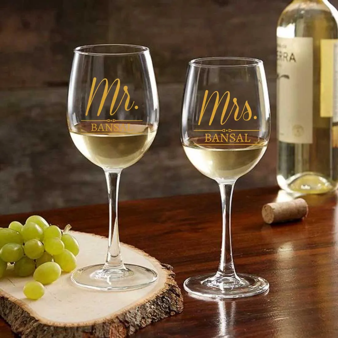 Personalized Wine Glasses for Couples Mr Mrs Set 2 Glasses - Mr Mrs Set