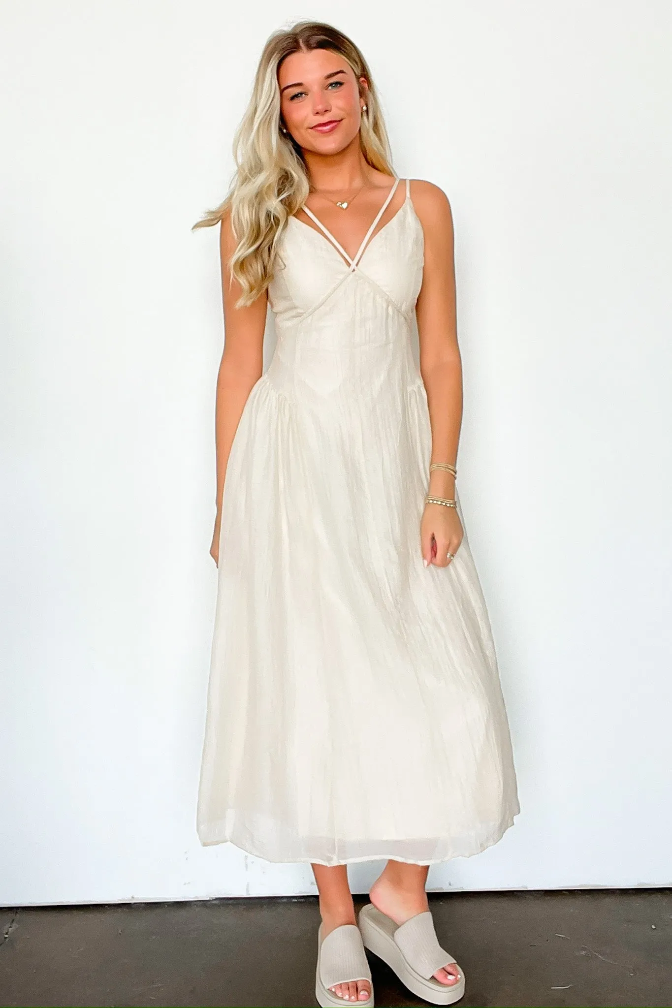 Questa Cutout Neckline Maxi Dress