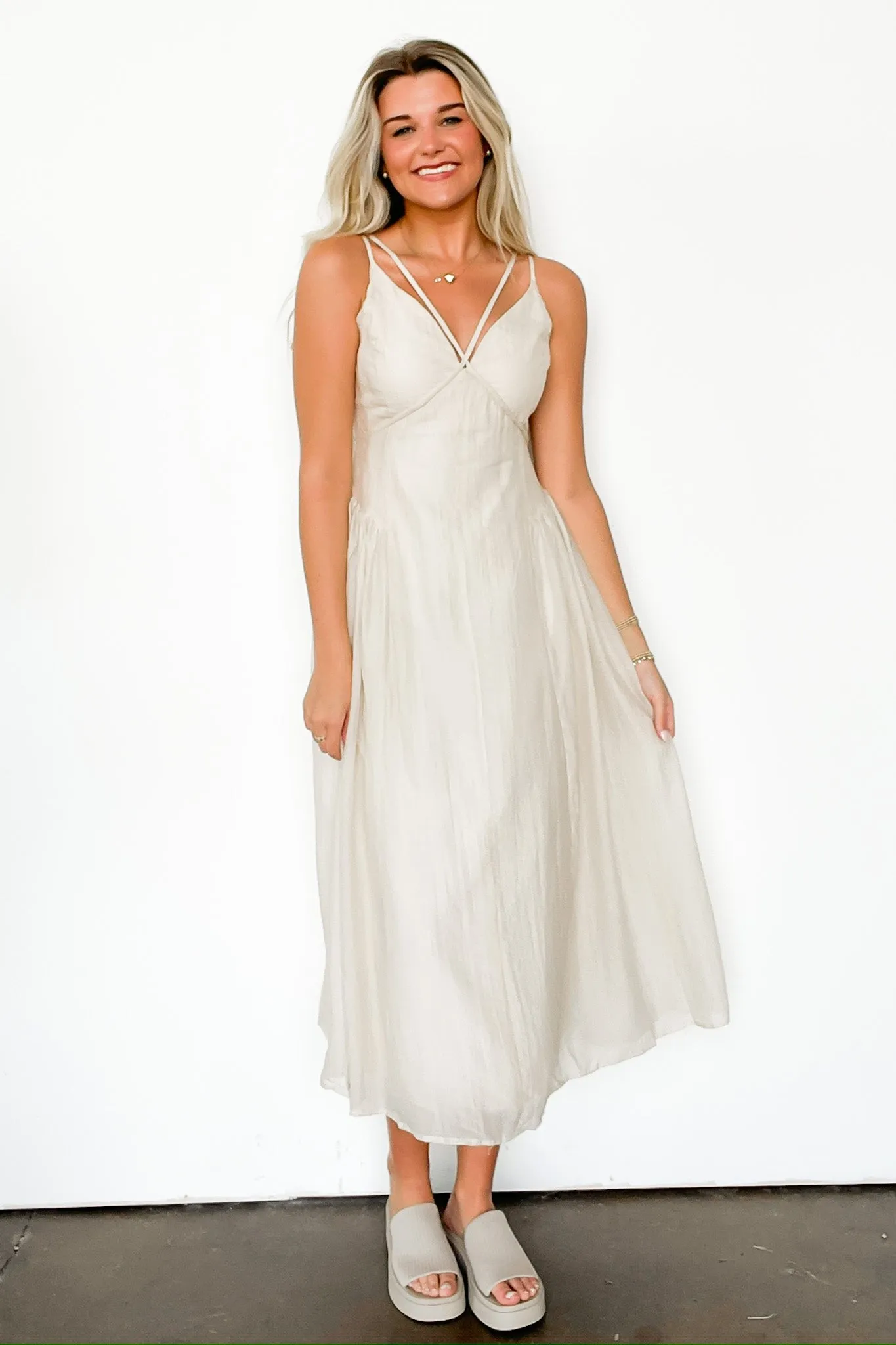 Questa Cutout Neckline Maxi Dress